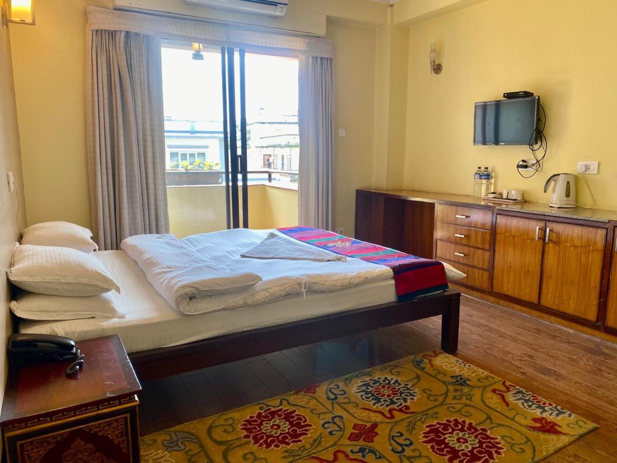 Hotel Siddhi Manakamana Катманду Экстерьер фото