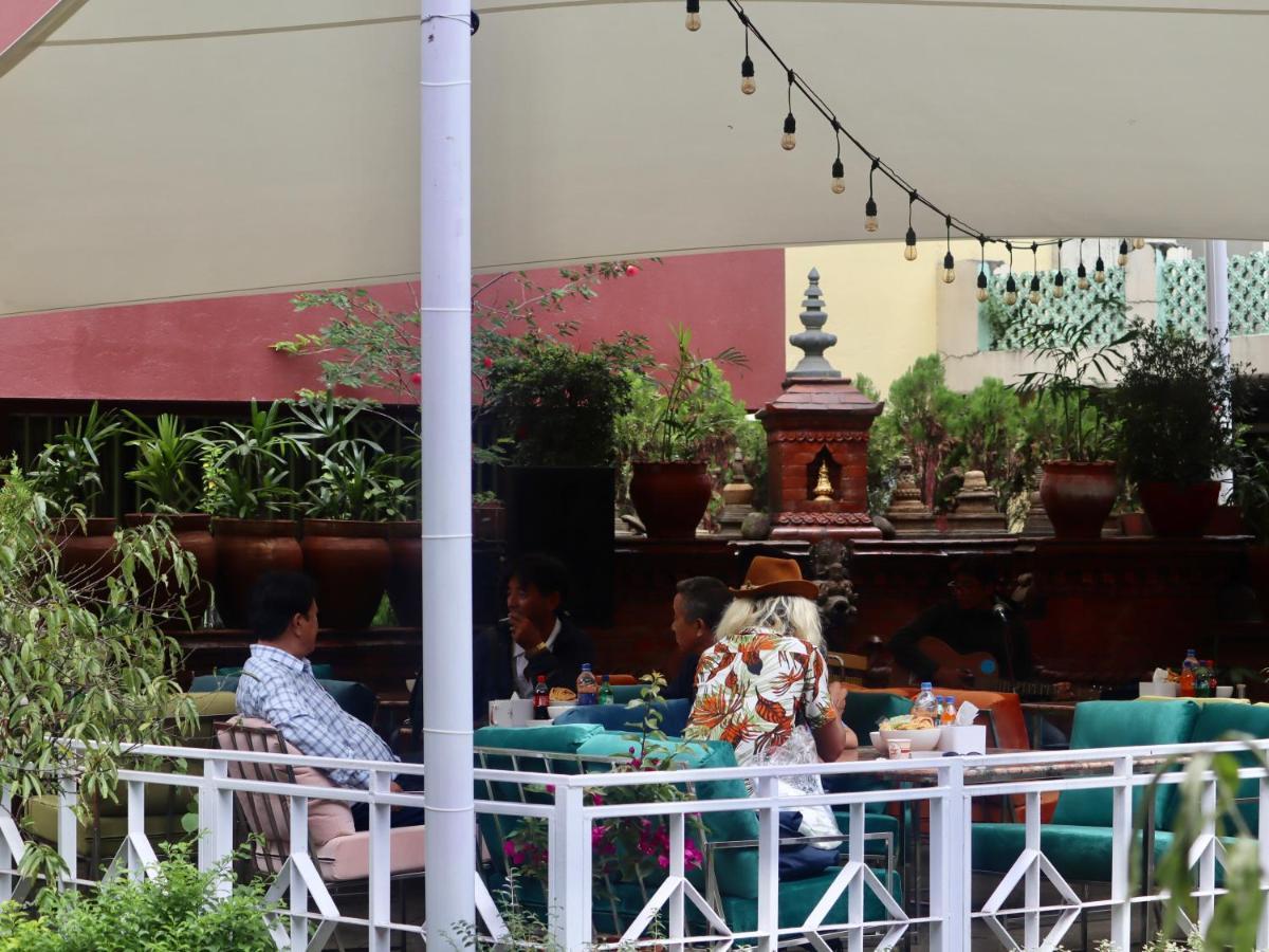 Hotel Siddhi Manakamana Катманду Экстерьер фото
