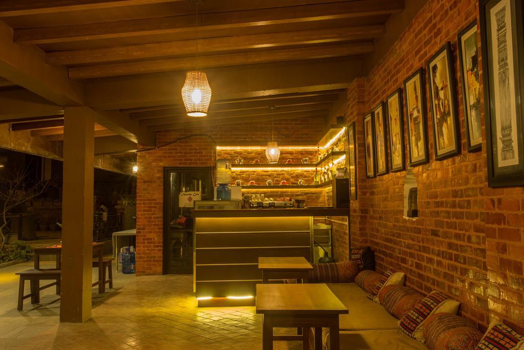 Hotel Siddhi Manakamana Катманду Экстерьер фото