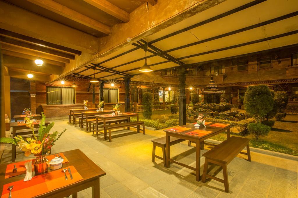Hotel Siddhi Manakamana Катманду Экстерьер фото